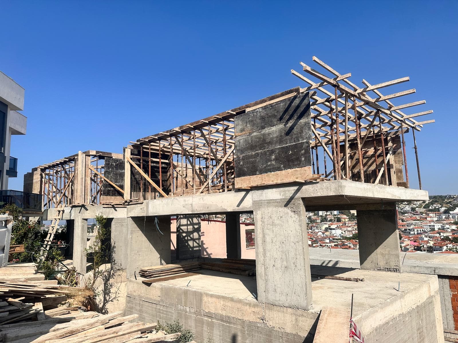 Vedat Köstekçi İnşaat katalog arşivinden modern villa cephe örneği