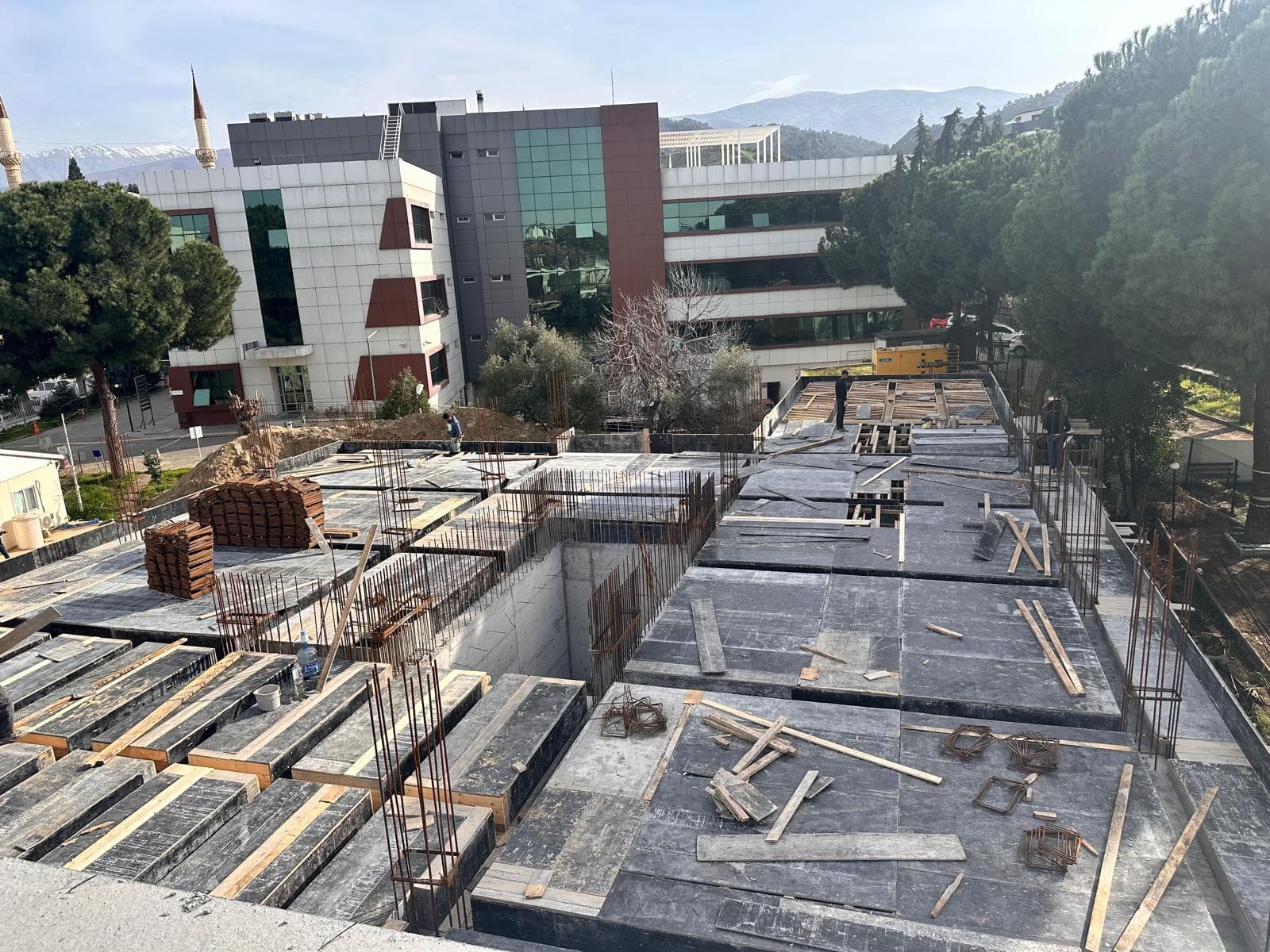 Lazer nivo terazileme ile kot ölçümü