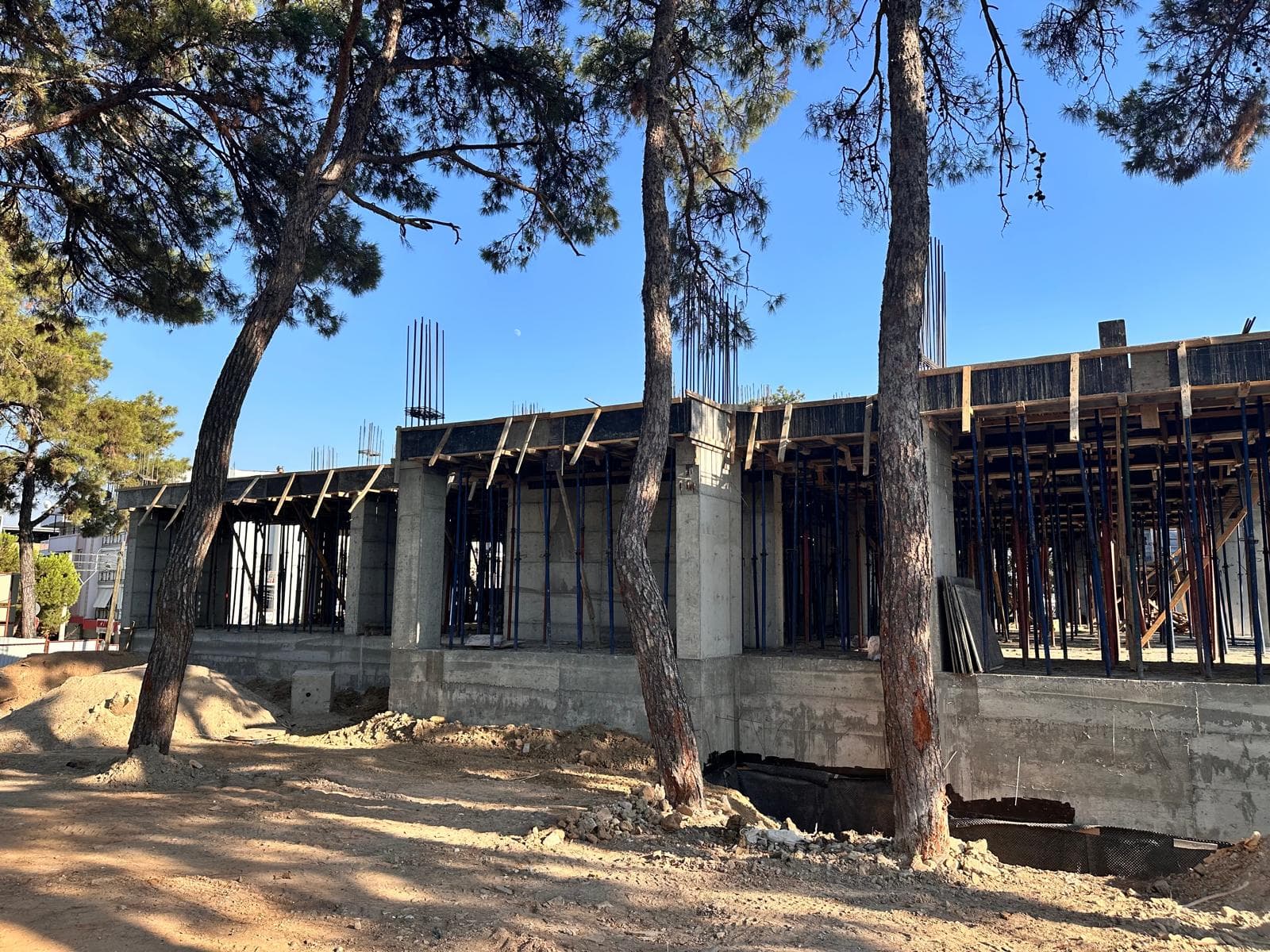 Kaba yapı perde duvar kalıp montajı